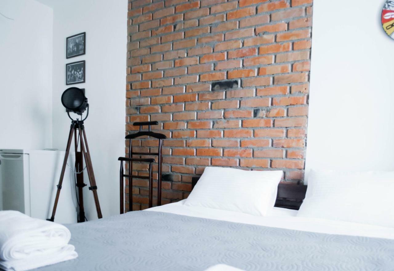 Hostel Uyutniy Dvorik Oldenburg Bagian luar foto